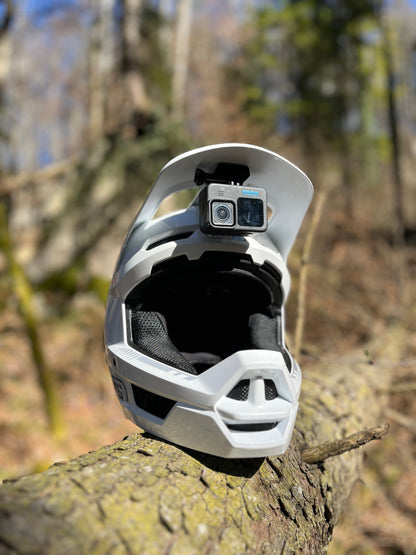 FlatAdapter : Ultra Flat Action Cam Mount